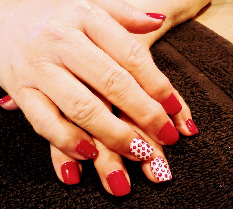 The Nook Spa Studio, beauty salon in Roseburg, OR, photo 3 of 9